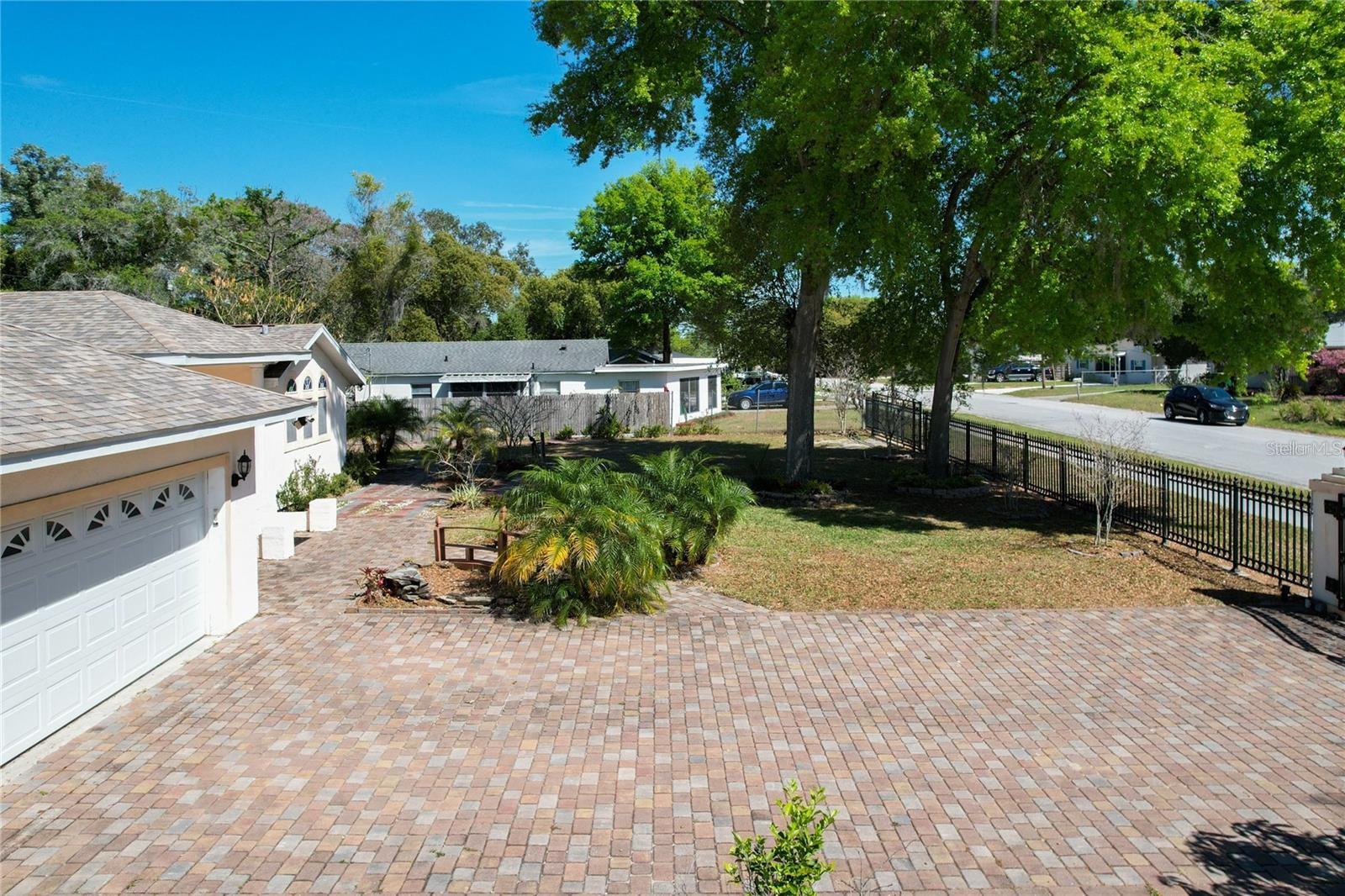 25 E CHESLEY AVE, EUSTIS, FL, 32726