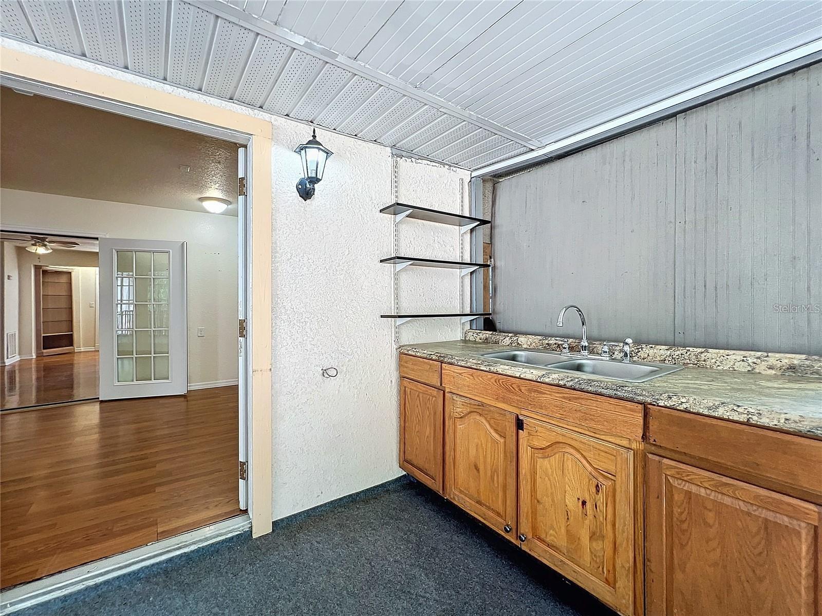 25 E CHESLEY AVE, EUSTIS, FL, 32726