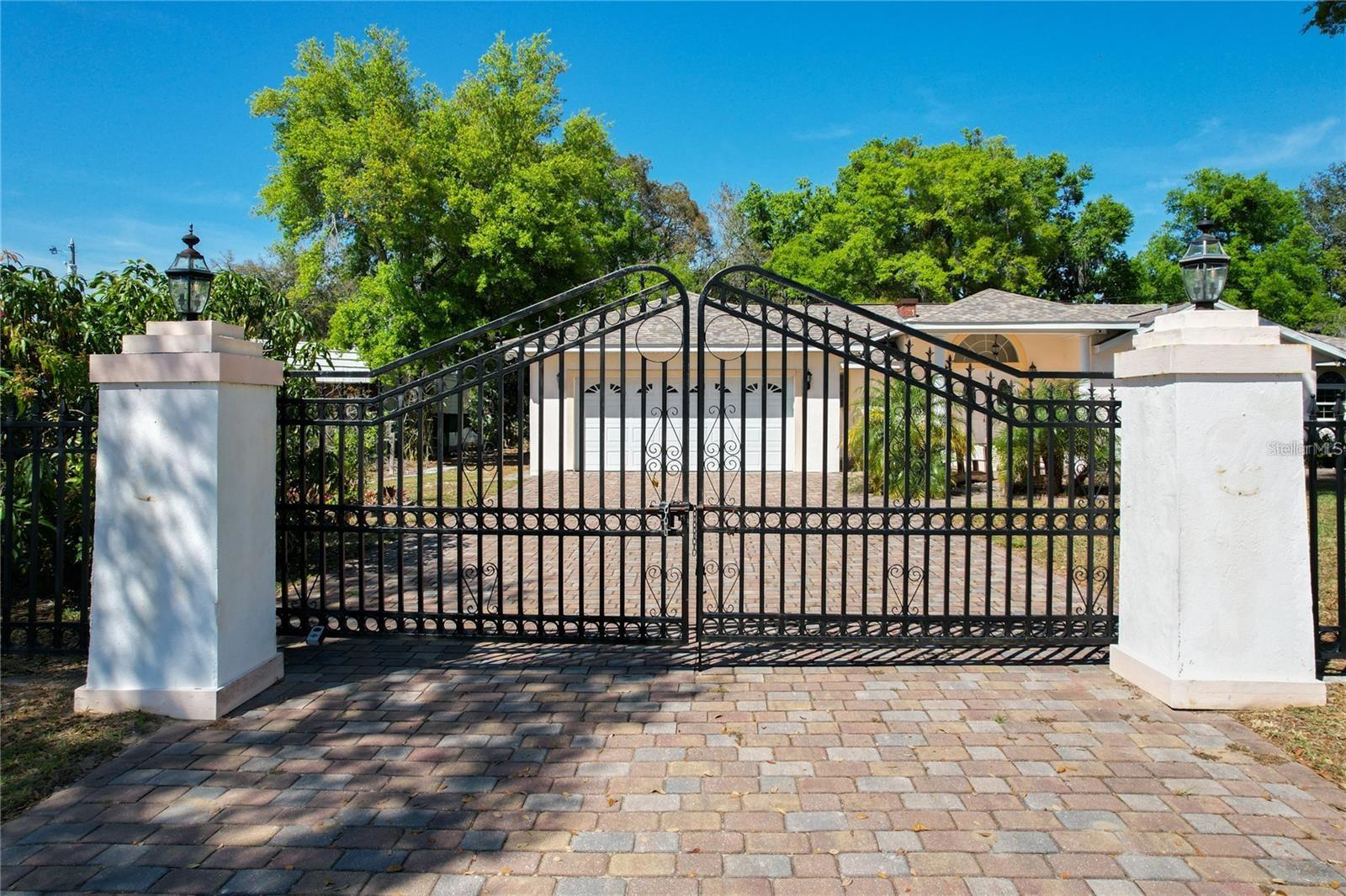 25 E CHESLEY AVE, EUSTIS, FL, 32726