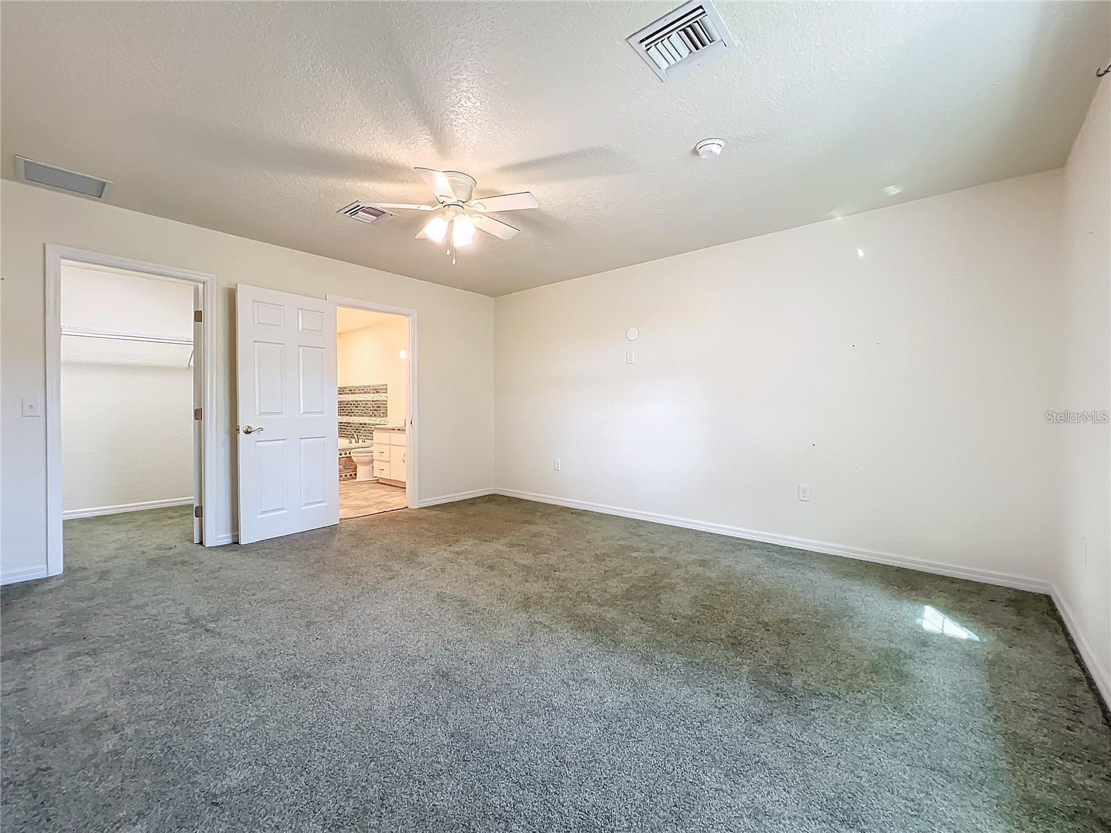 25 E CHESLEY AVE, EUSTIS, FL, 32726