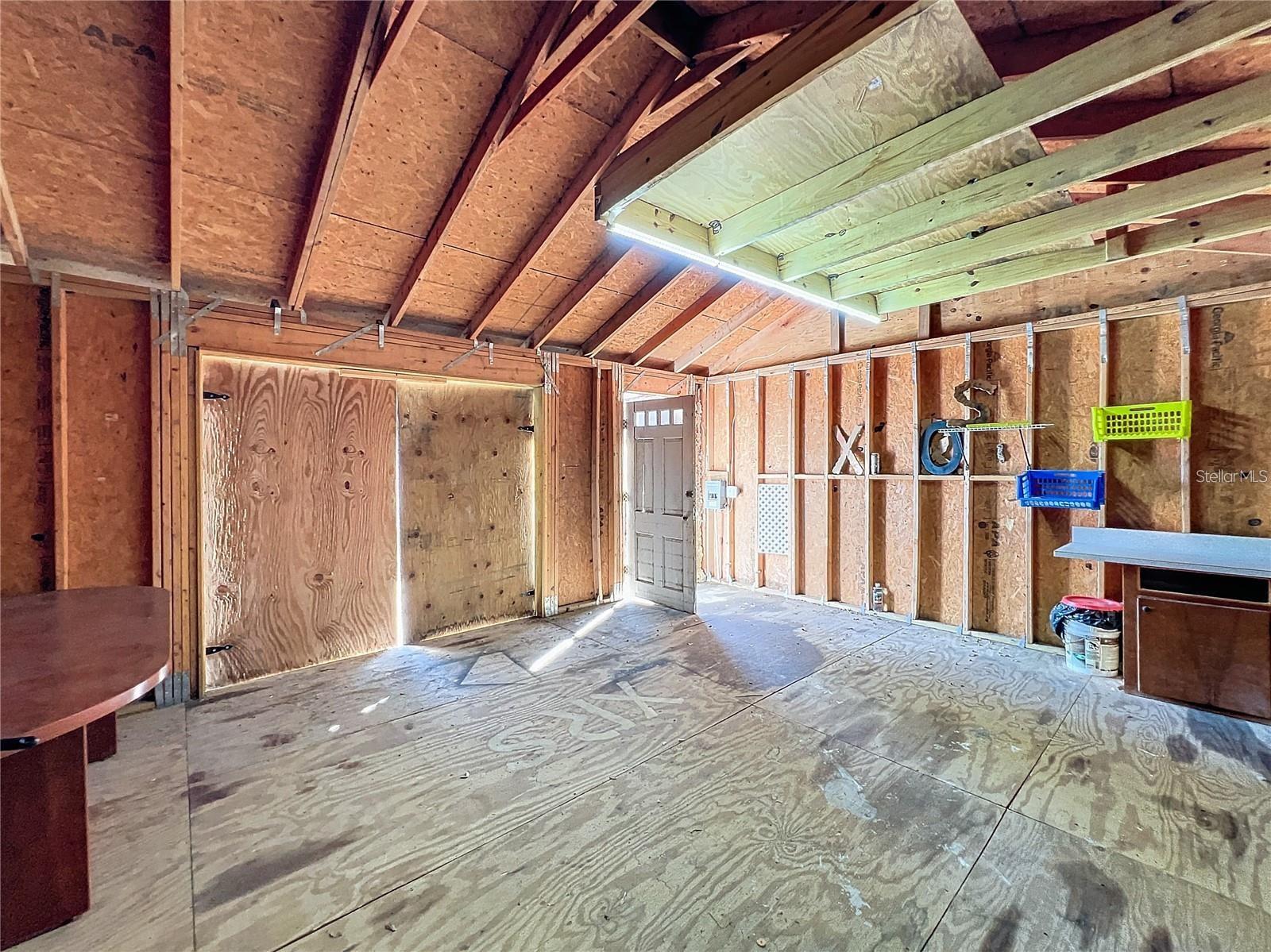 25 E CHESLEY AVE, EUSTIS, FL, 32726