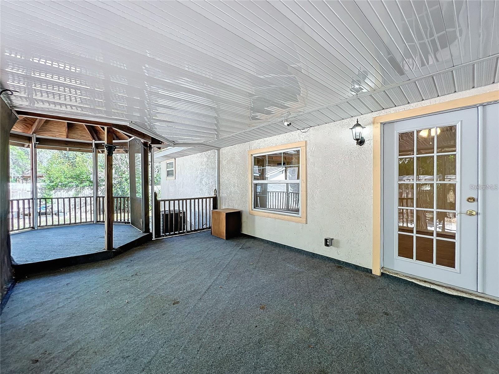 25 E CHESLEY AVE, EUSTIS, FL, 32726