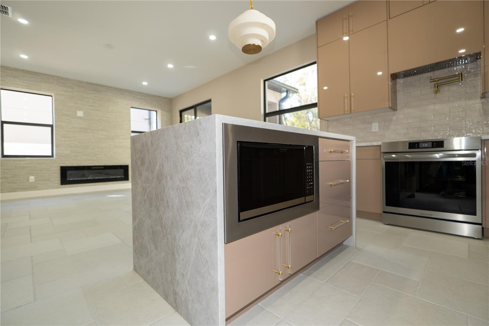 7619 AMHERST ST, TAMPA, FL, 33625