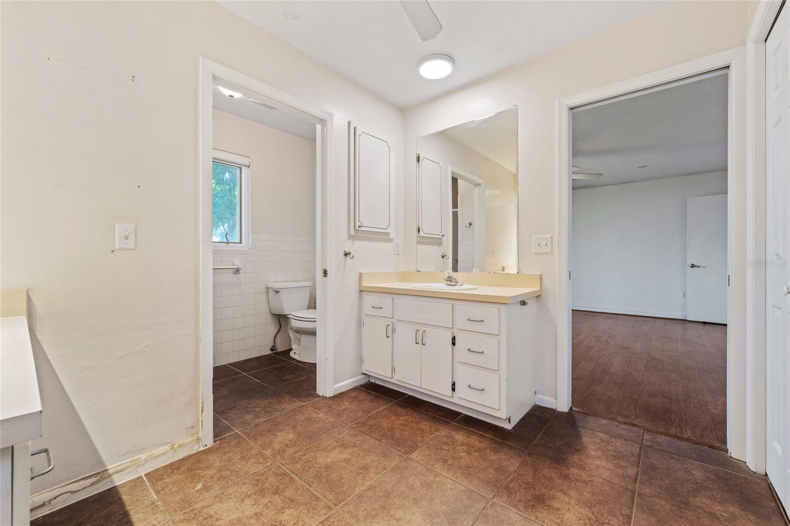 33651 OVERTON DR, LEESBURG, FL, 34788