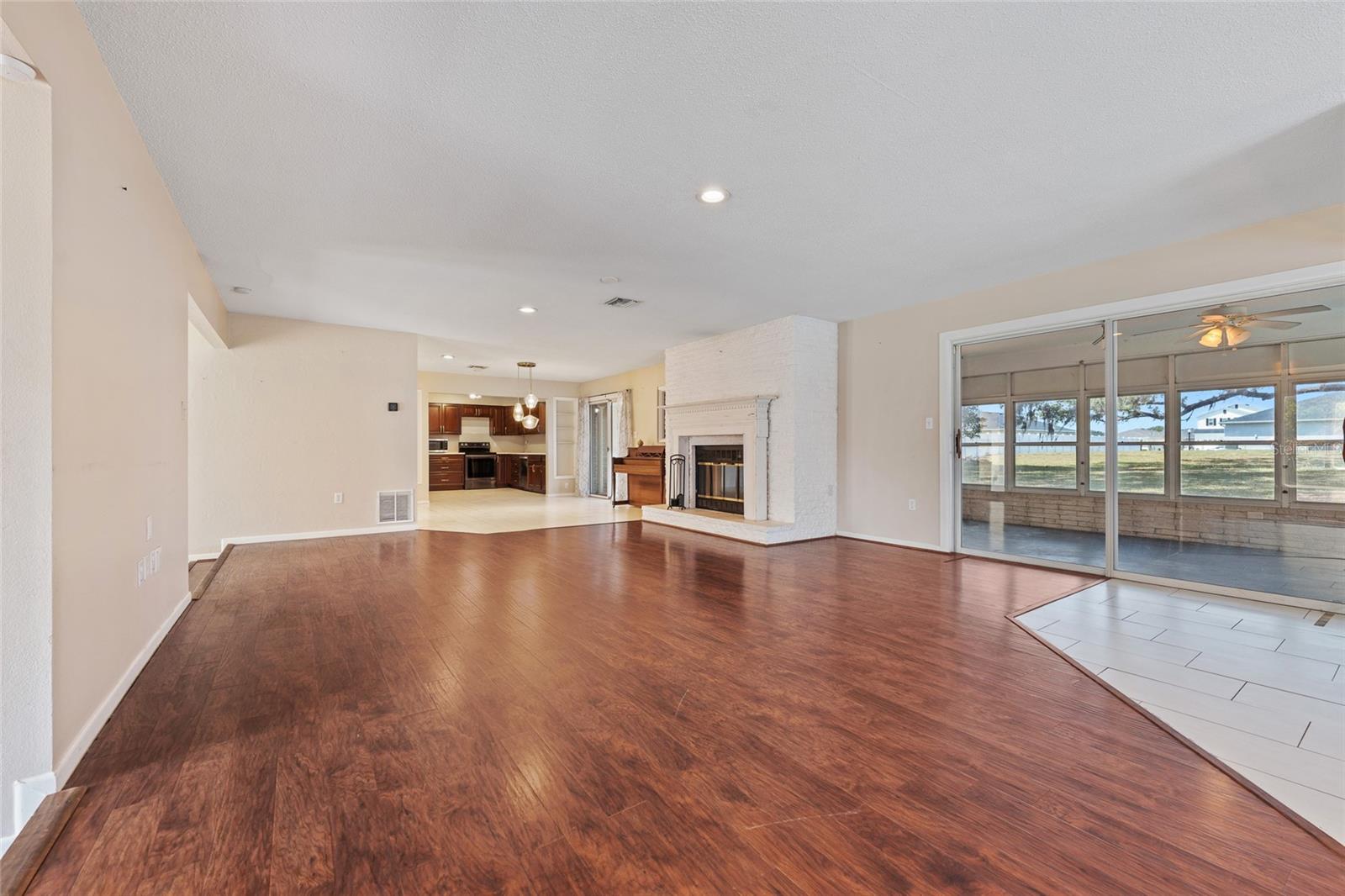 33651 OVERTON DR, LEESBURG, FL, 34788