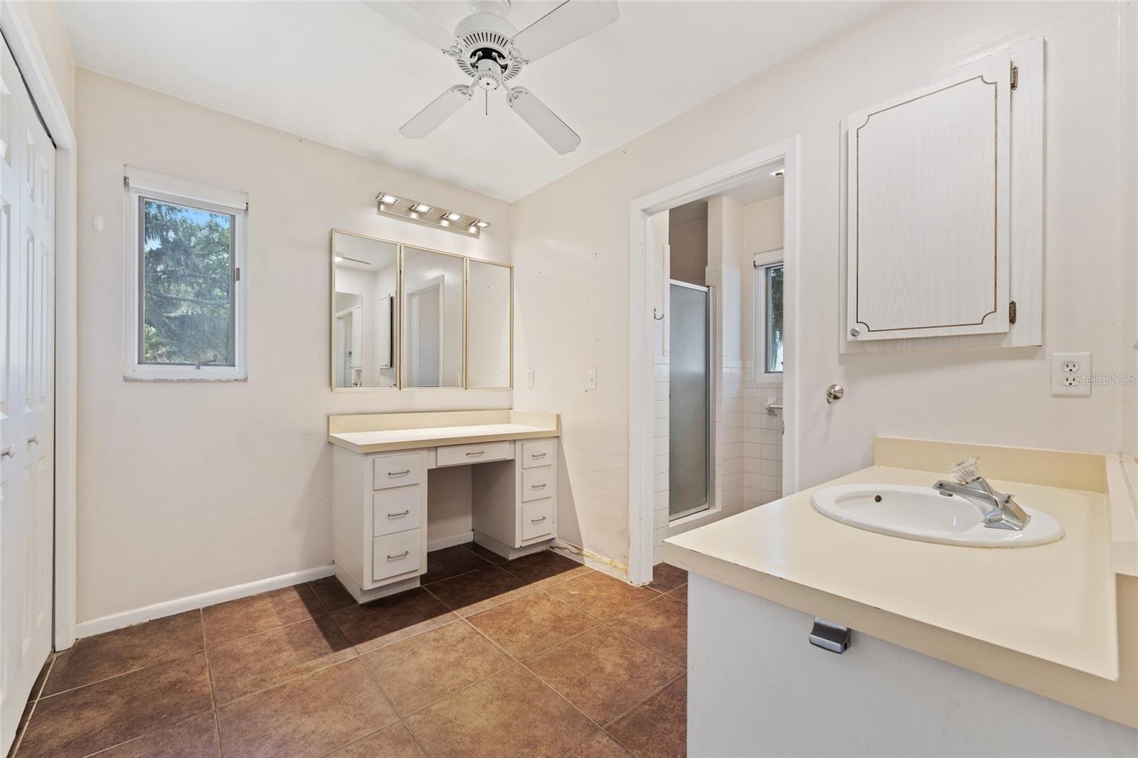 33651 OVERTON DR, LEESBURG, FL, 34788