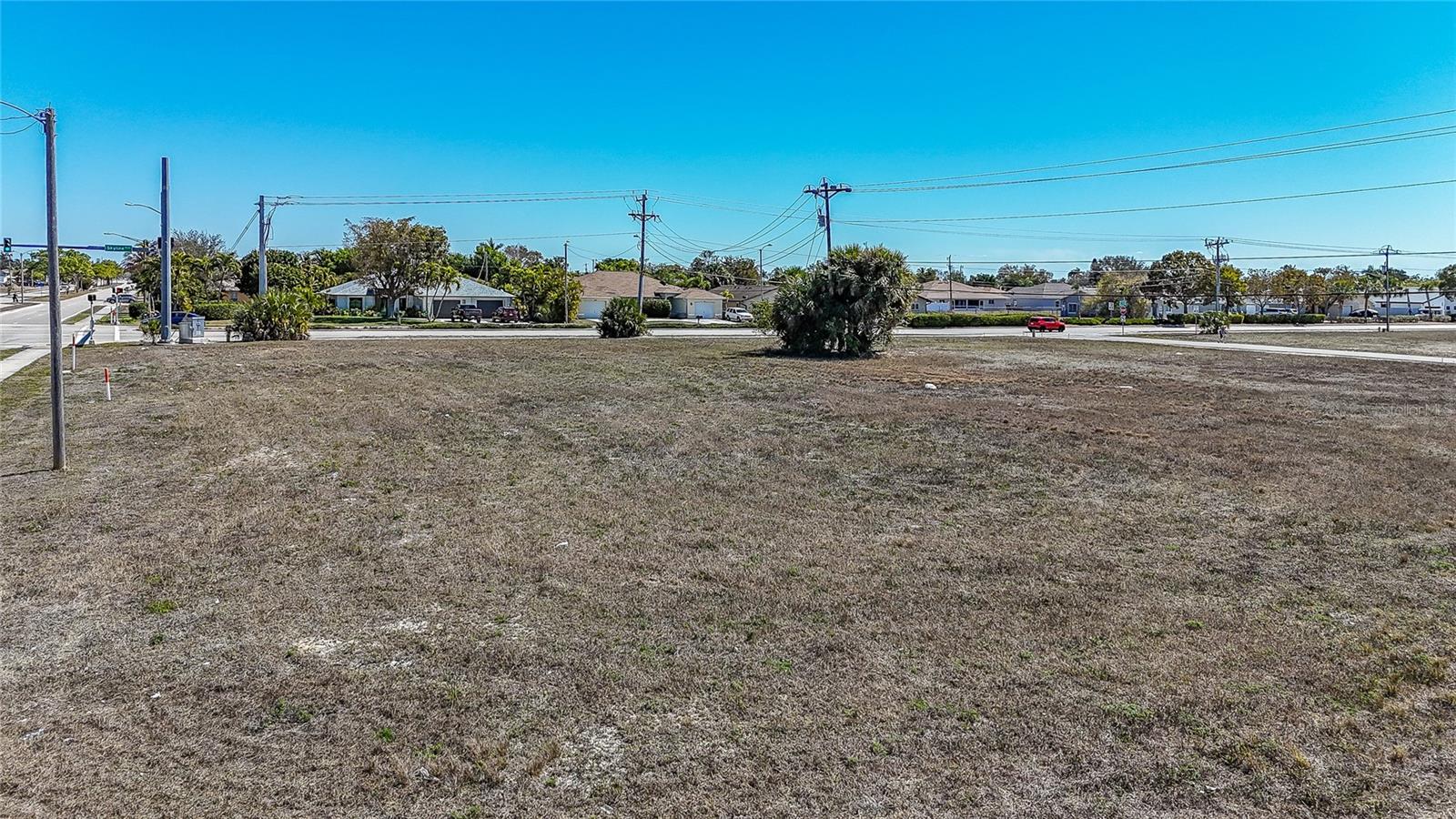 804 GLEASON PKWY, CAPE CORAL, FL, 33914