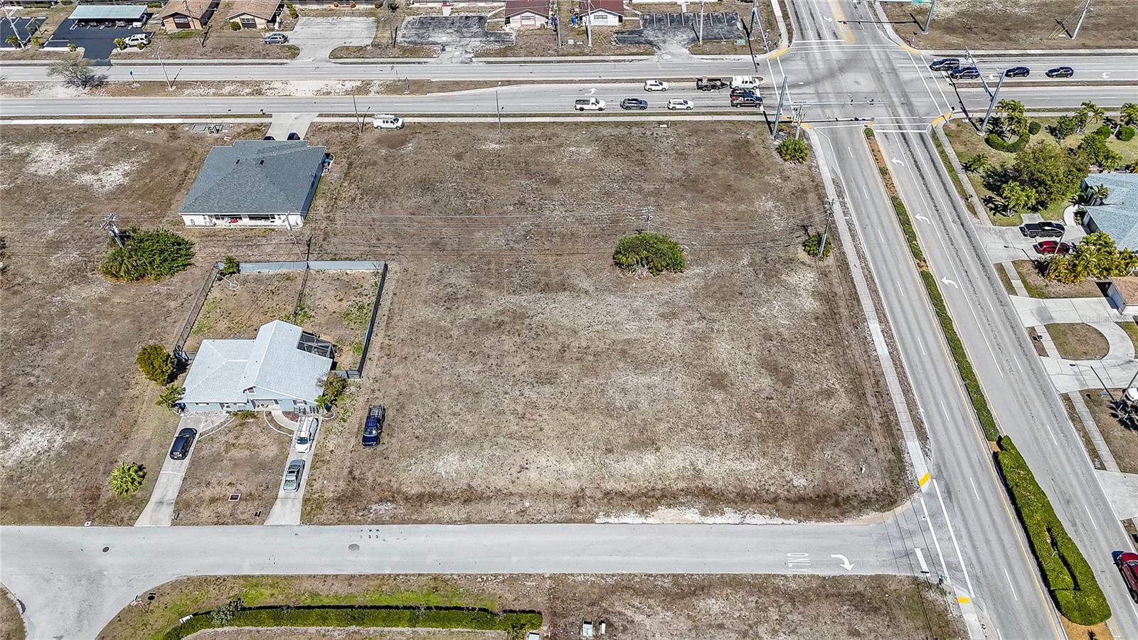 804 GLEASON PKWY, CAPE CORAL, FL, 33914