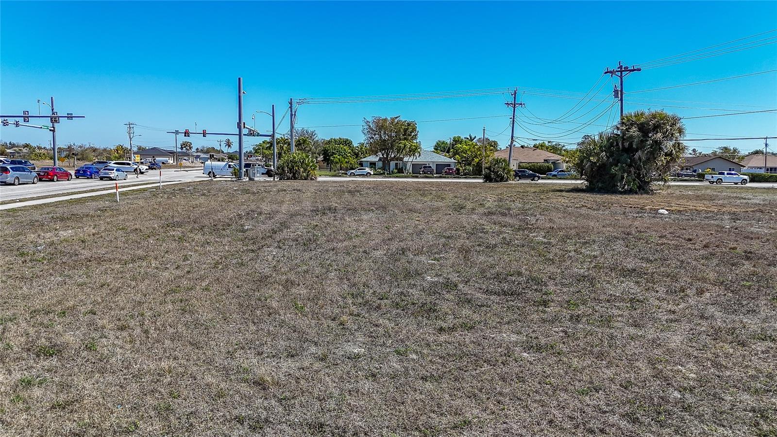 804 GLEASON PKWY, CAPE CORAL, FL, 33914