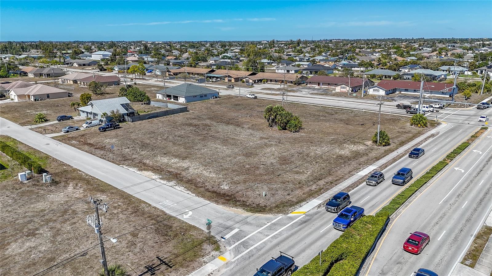 804 GLEASON PKWY, CAPE CORAL, FL, 33914