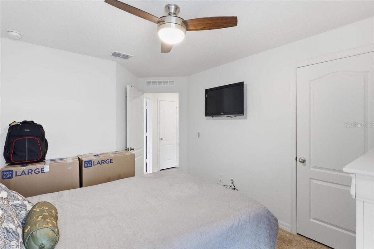 24 BUD FIELD DR, PALM COAST, FL, 32137