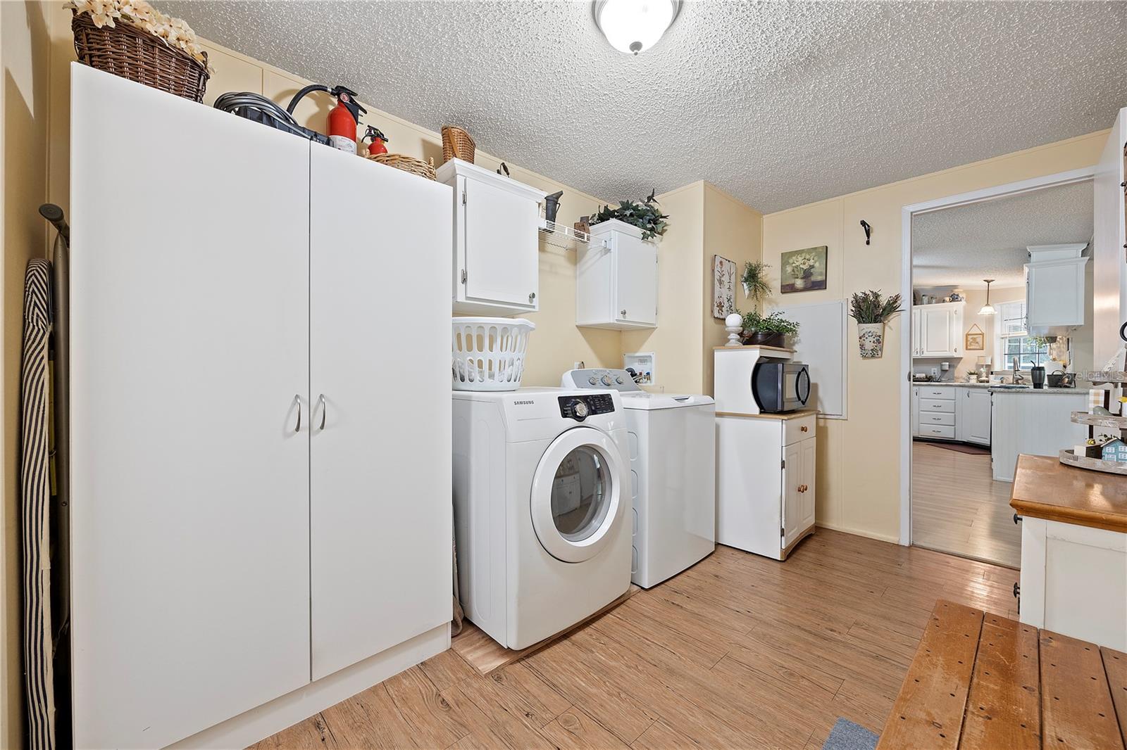 159 SW 70TH AVE, BELL, FL, 32619