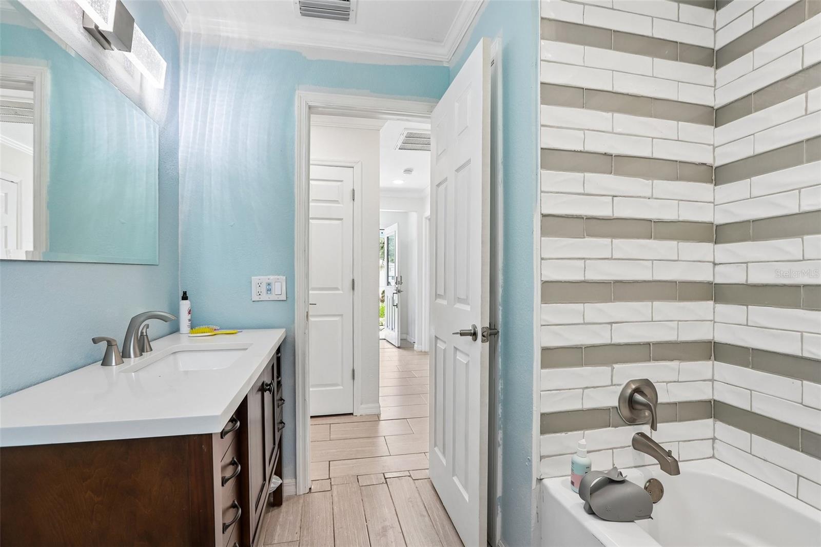 657 MARJON AVE, DUNEDIN, FL, 34698