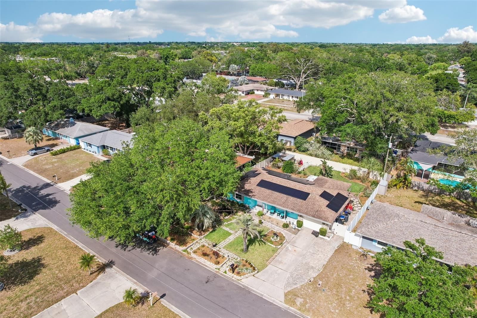 657 MARJON AVE, DUNEDIN, FL, 34698