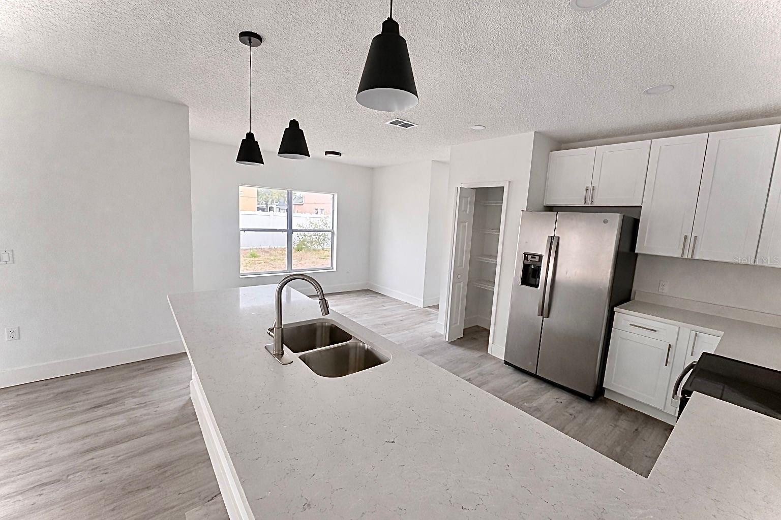 563 BRISTOL CIR, KISSIMMEE, FL, 34758