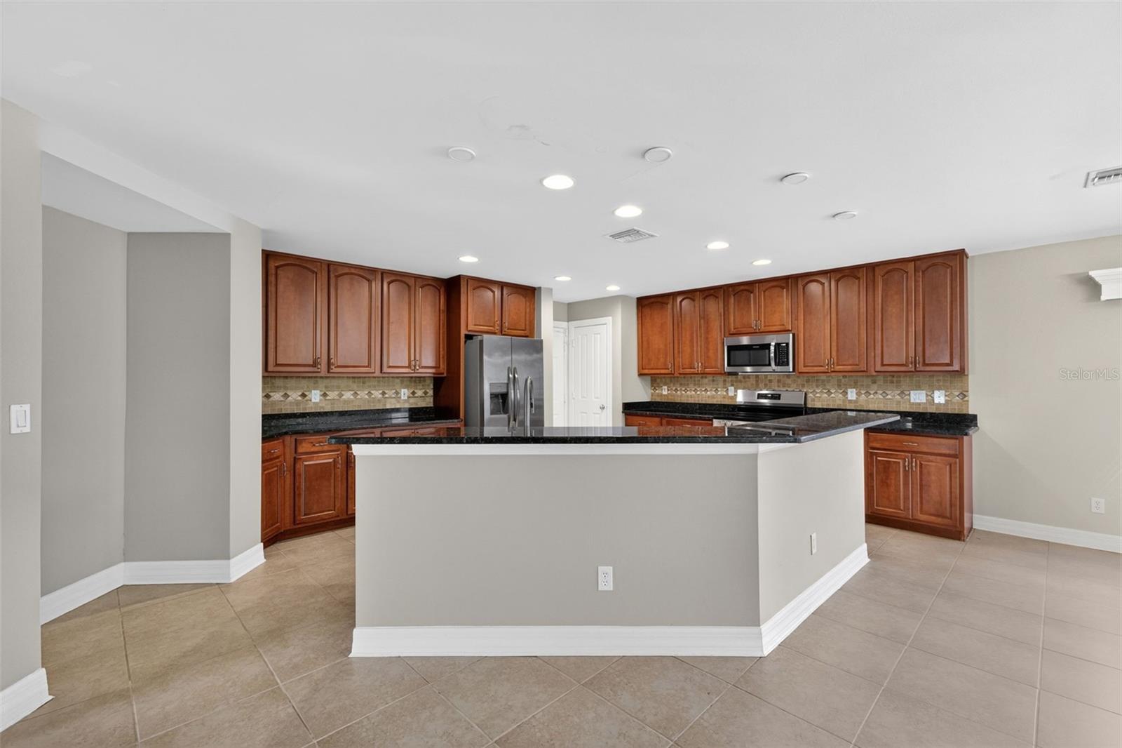 545 ENCARNACION ST, PUNTA GORDA, FL, 33983