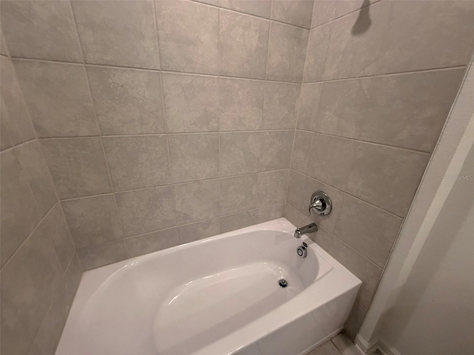 2165 SWEET HONEY LN, APOPKA, FL, 32712