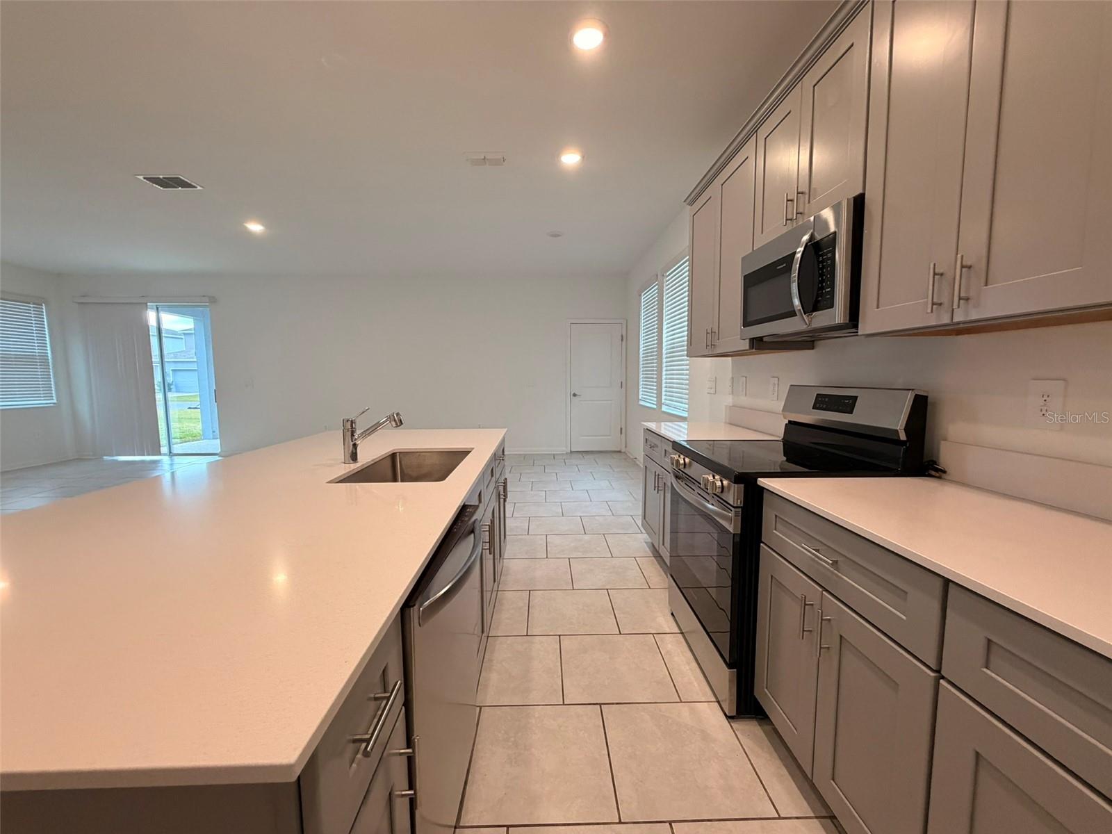 2165 SWEET HONEY LN, APOPKA, FL, 32712