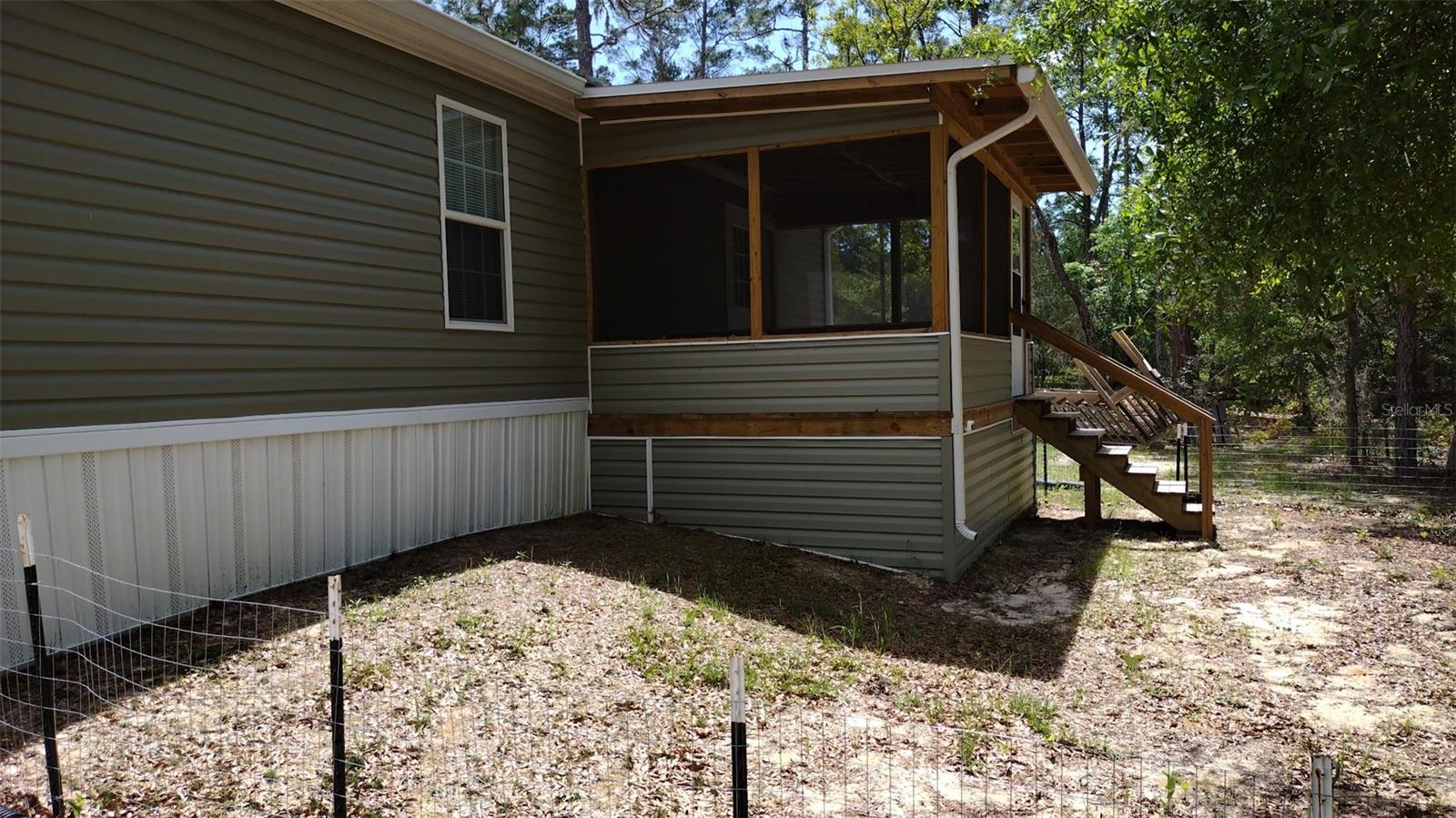 105 SLIPPER WAY, HAWTHORNE, FL, 32640