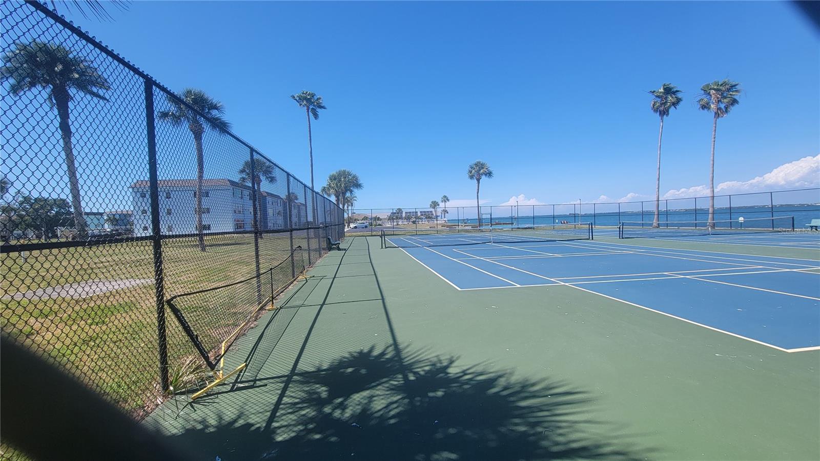 2 CAUSEWAY BLVD #101, DUNEDIN, FL, 34698