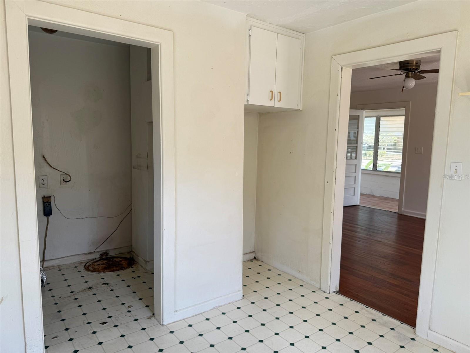 2845 23RD AVE N, ST PETERSBURG, FL, 33713