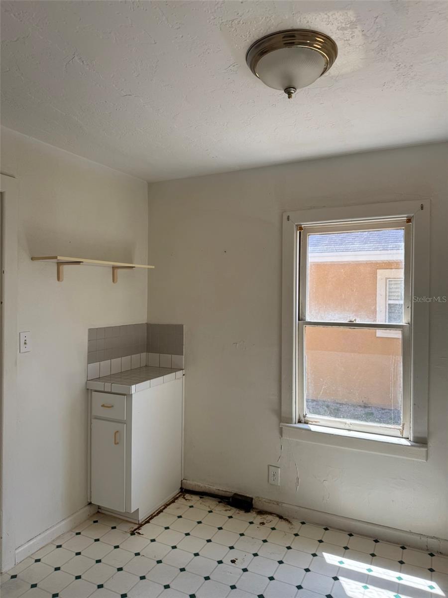 2845 23RD AVE N, ST PETERSBURG, FL, 33713