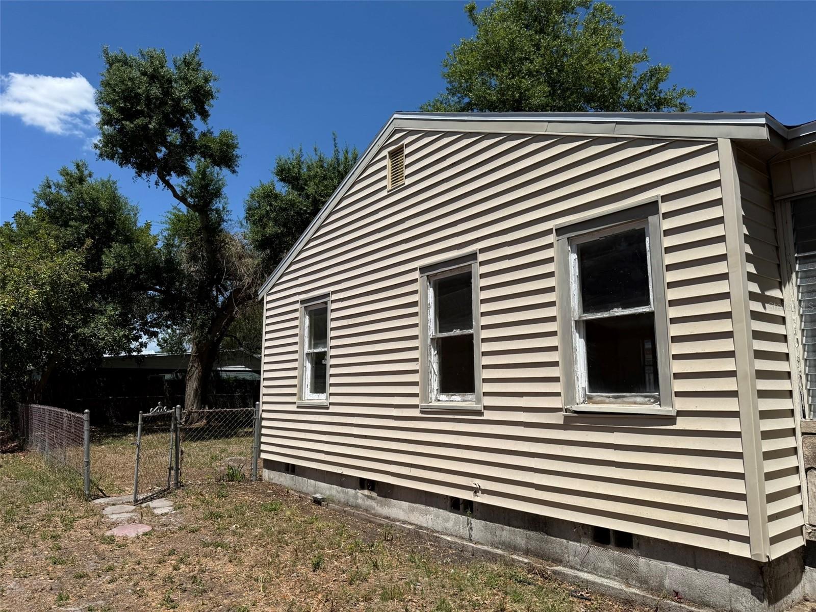 2845 23RD AVE N, ST PETERSBURG, FL, 33713