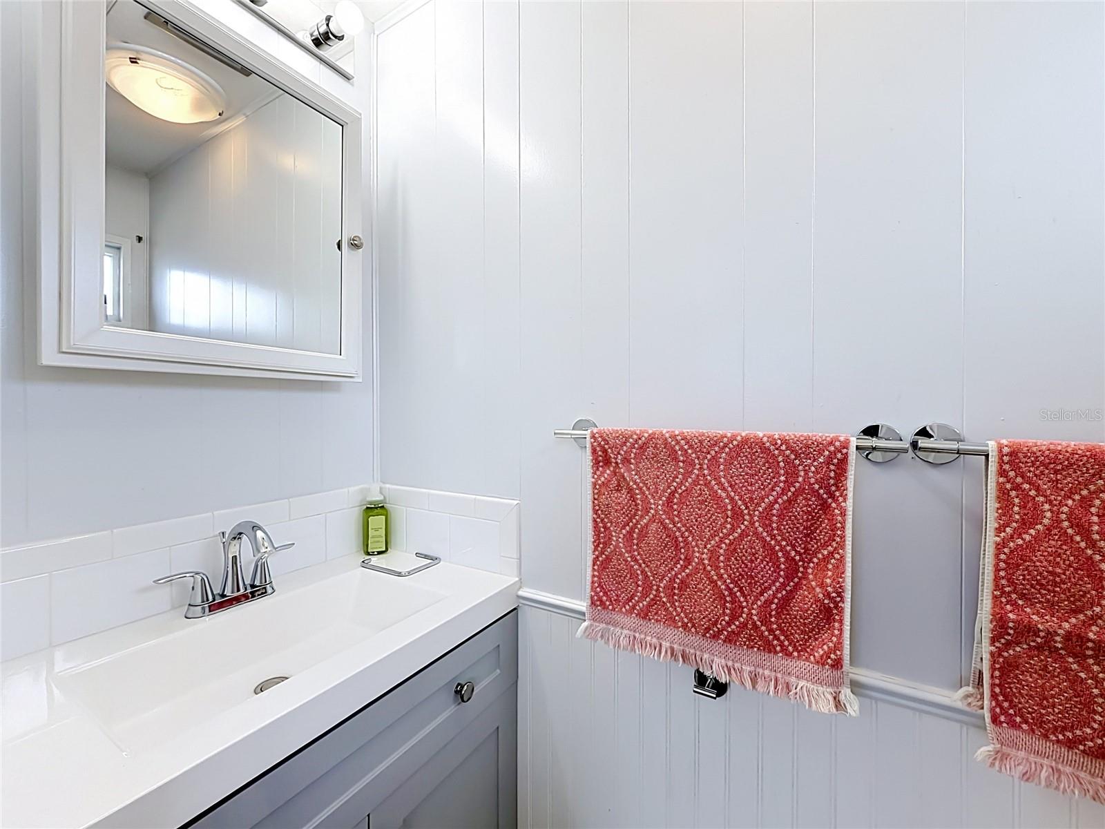 10193 N LAKE DR #95, LARGO, FL, 33773