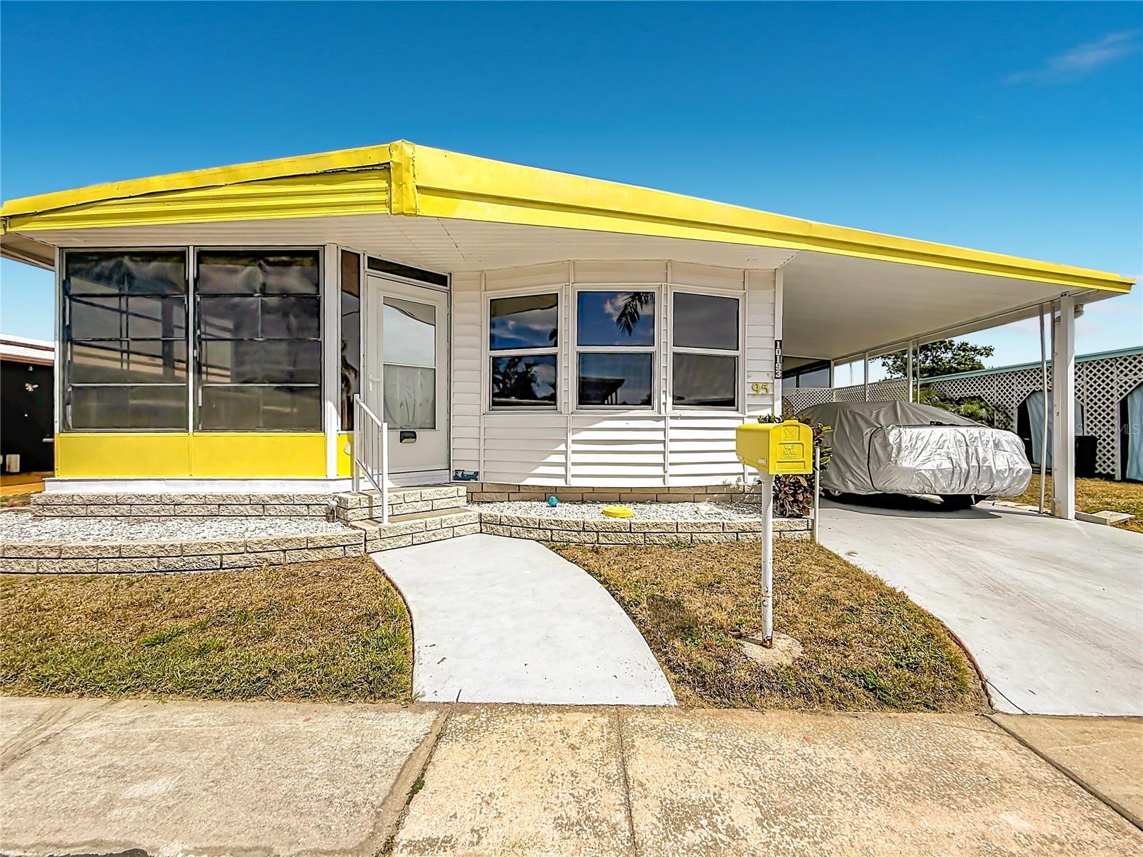 10193 N LAKE DR #95, LARGO, FL, 33773