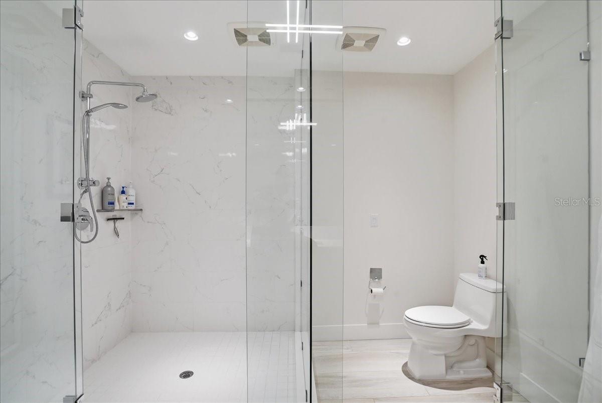 111 S PINEAPPLE AVE #714, SARASOTA, FL, 34236