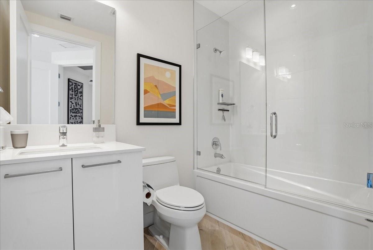 111 S PINEAPPLE AVE #714, SARASOTA, FL, 34236