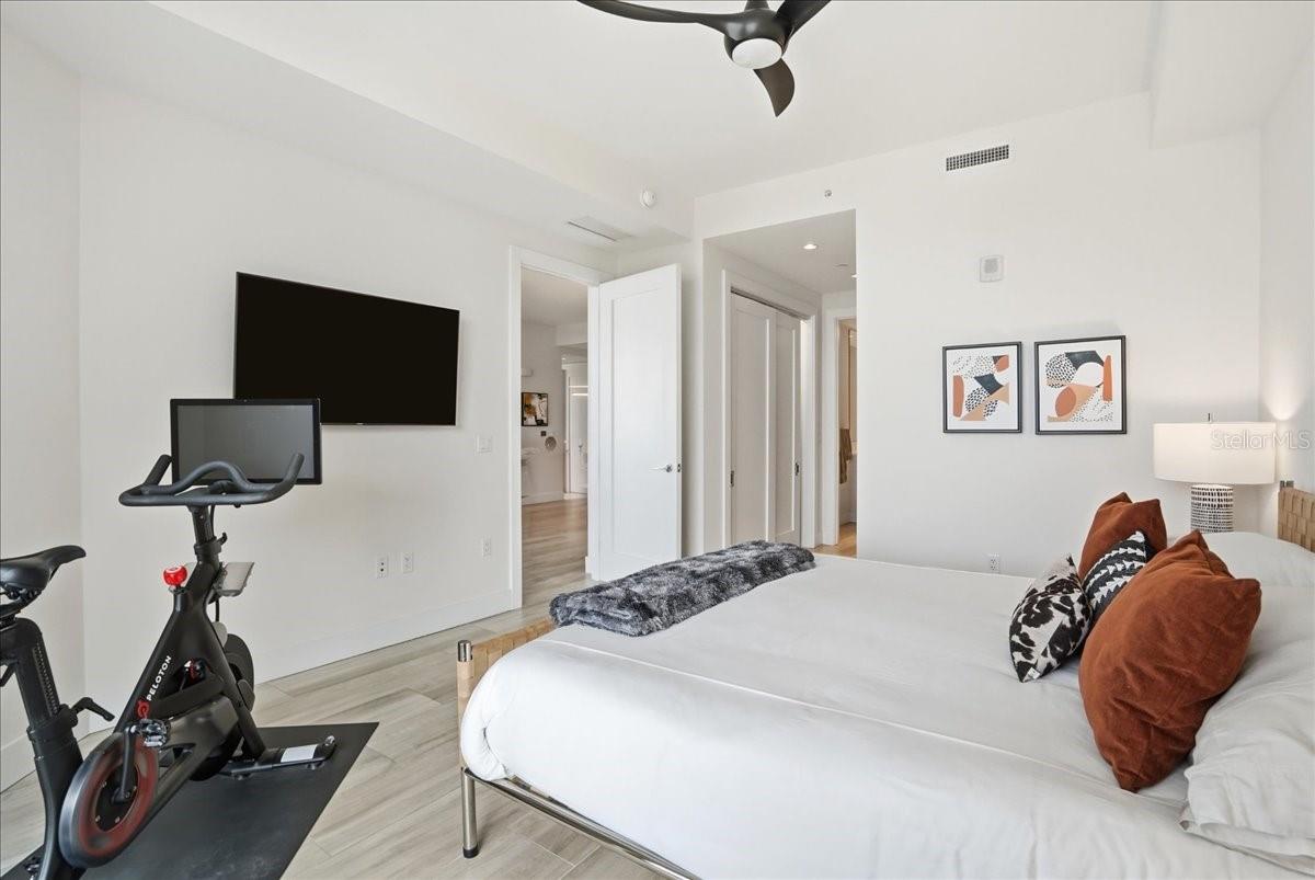 111 S PINEAPPLE AVE #714, SARASOTA, FL, 34236