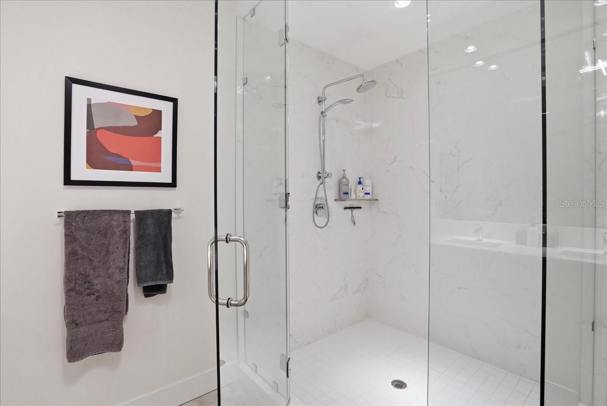 111 S PINEAPPLE AVE #714, SARASOTA, FL, 34236