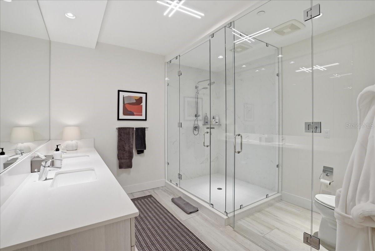 111 S PINEAPPLE AVE #714, SARASOTA, FL, 34236