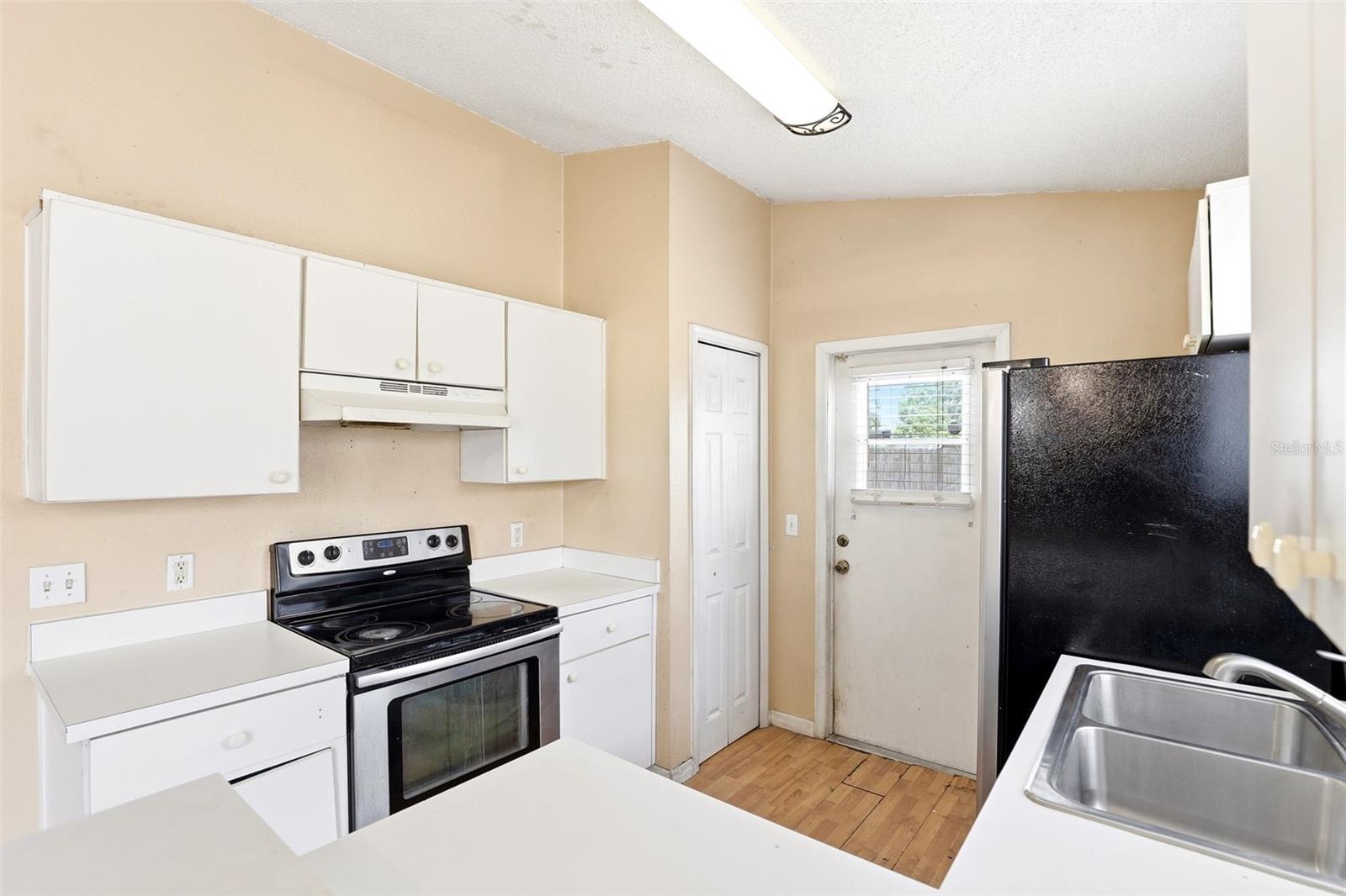 8865 LAMBERT LN, ORLANDO, FL, 32825