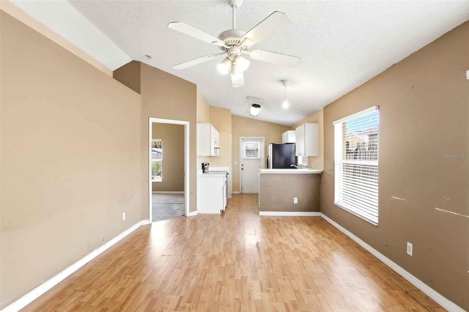 8865 LAMBERT LN, ORLANDO, FL, 32825
