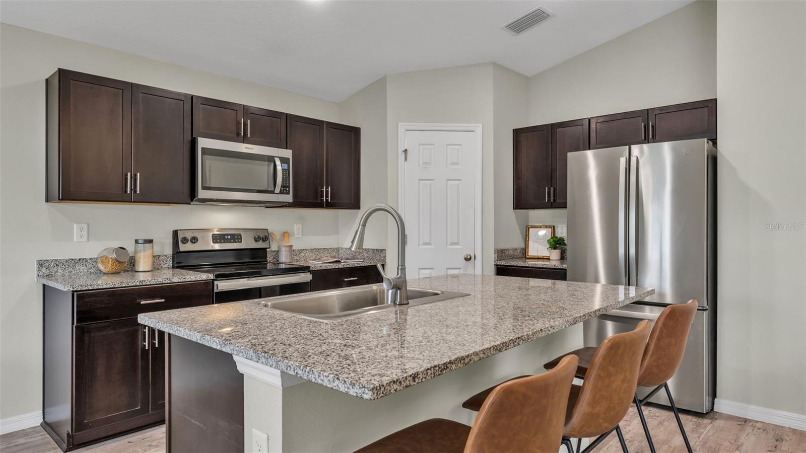 5613 ARLINGTON RIVER DR, LAKELAND, FL, 33811