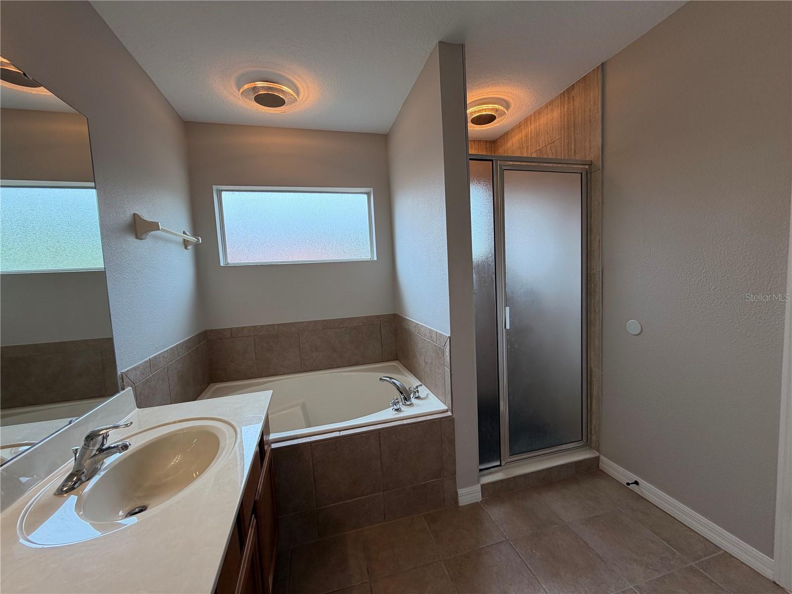 528 ORANGE COSMOS BLVD, DAVENPORT, FL, 33837