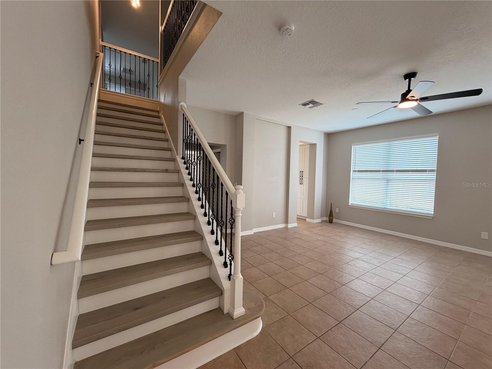 528 ORANGE COSMOS BLVD, DAVENPORT, FL, 33837