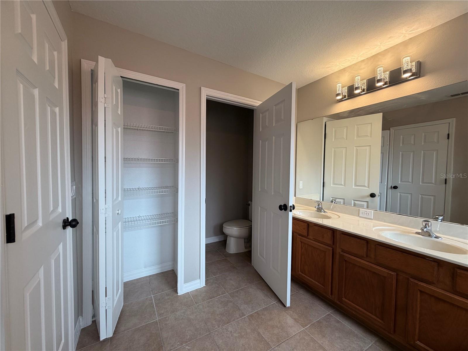 528 ORANGE COSMOS BLVD, DAVENPORT, FL, 33837