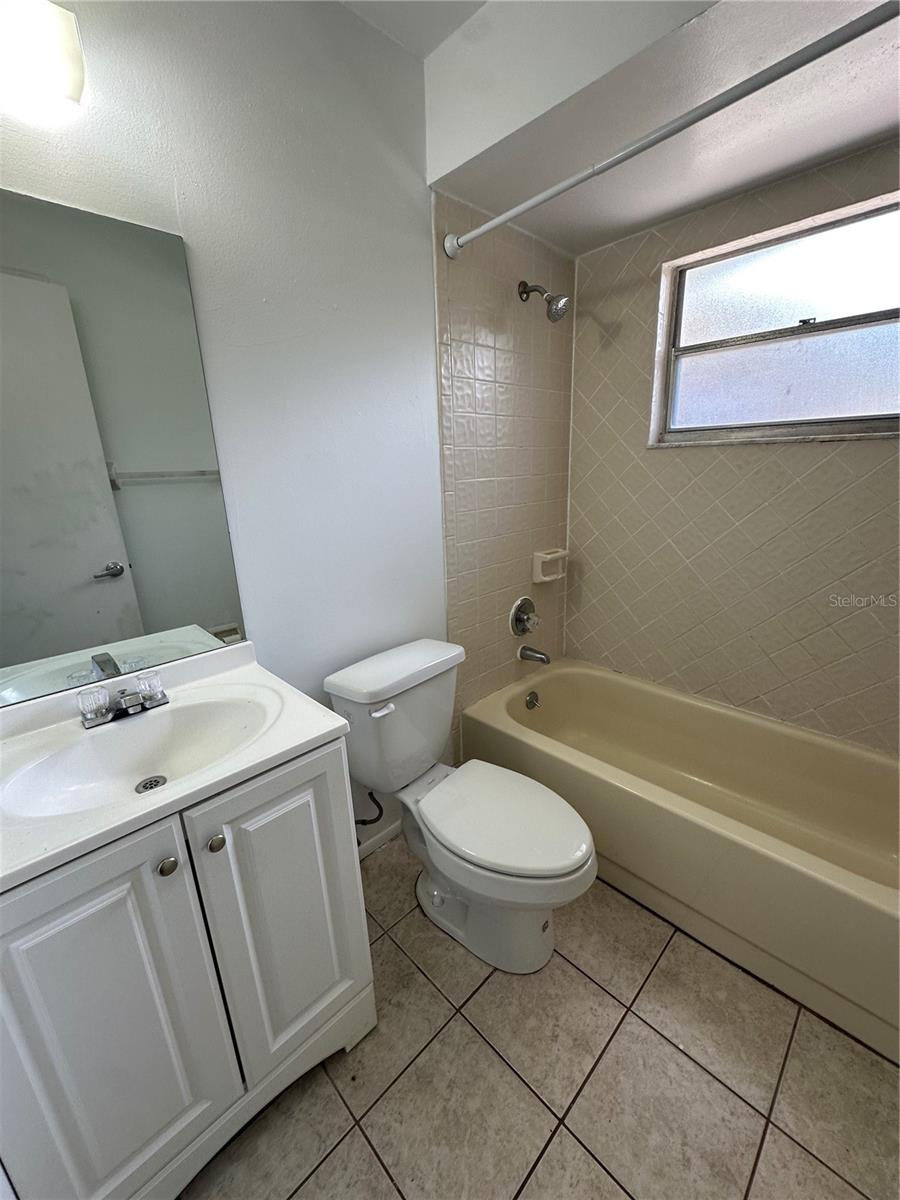 4401 NW 20TH DR, GAINESVILLE, FL, 32605