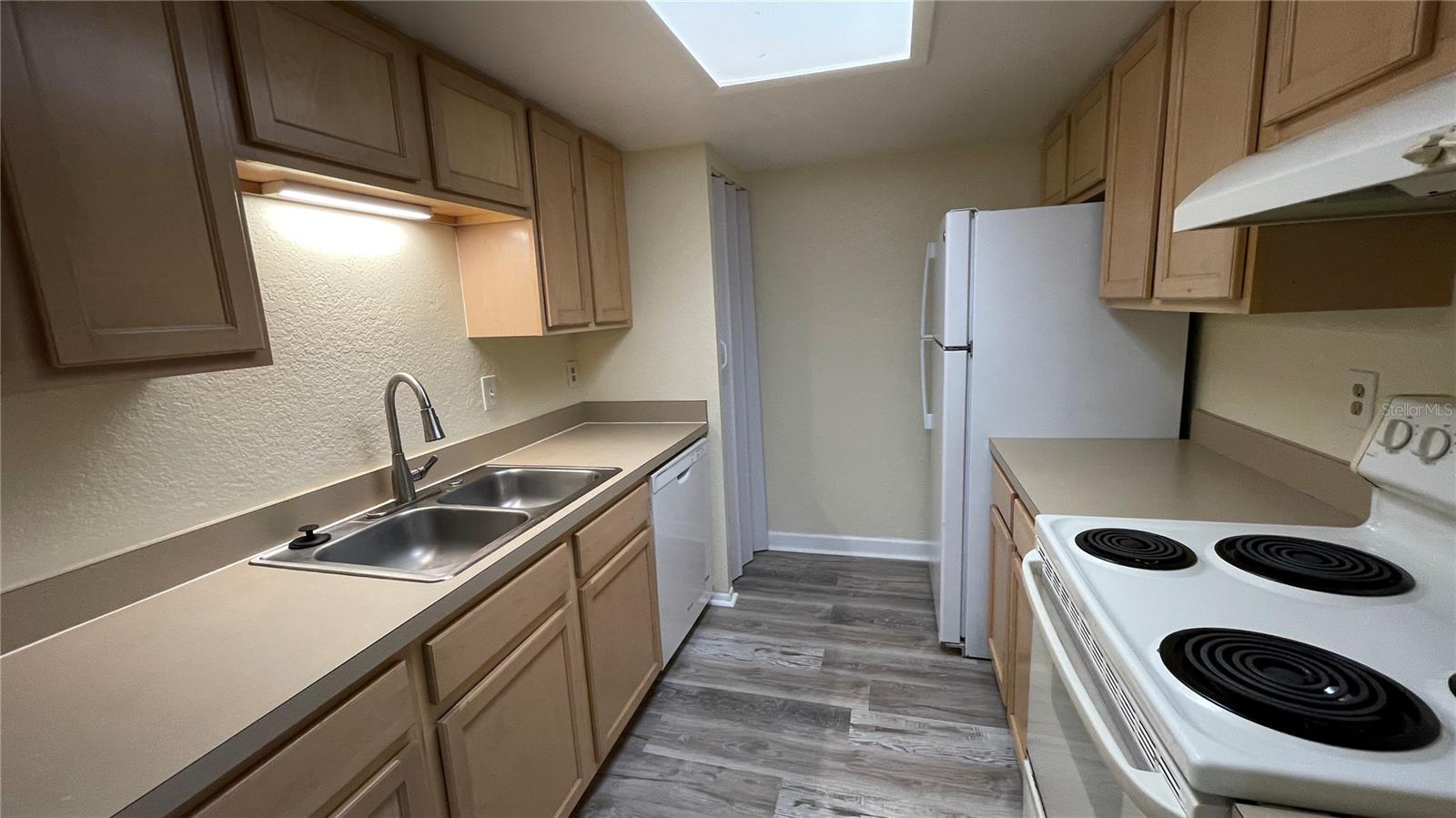 5400 26TH ST W #M222, BRADENTON, FL, 34207