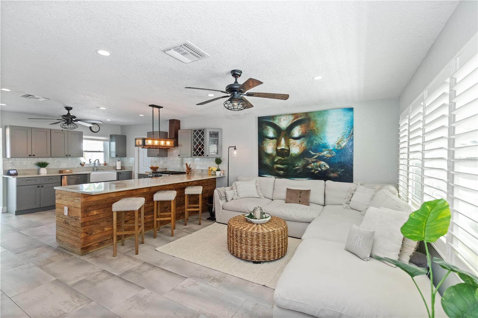 8347 41ST AVE N, ST PETERSBURG, FL, 33709