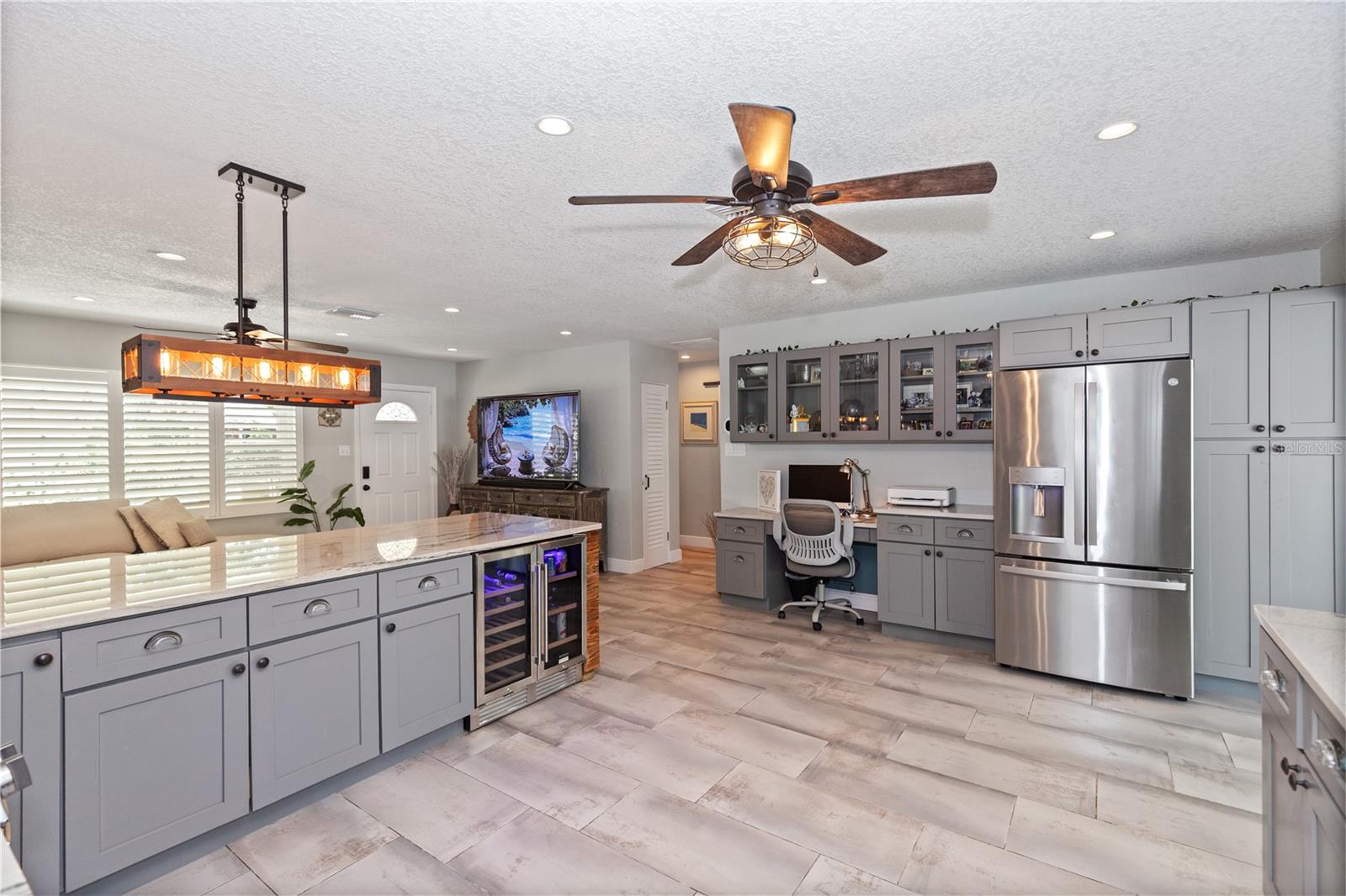 8347 41ST AVE N, ST PETERSBURG, FL, 33709