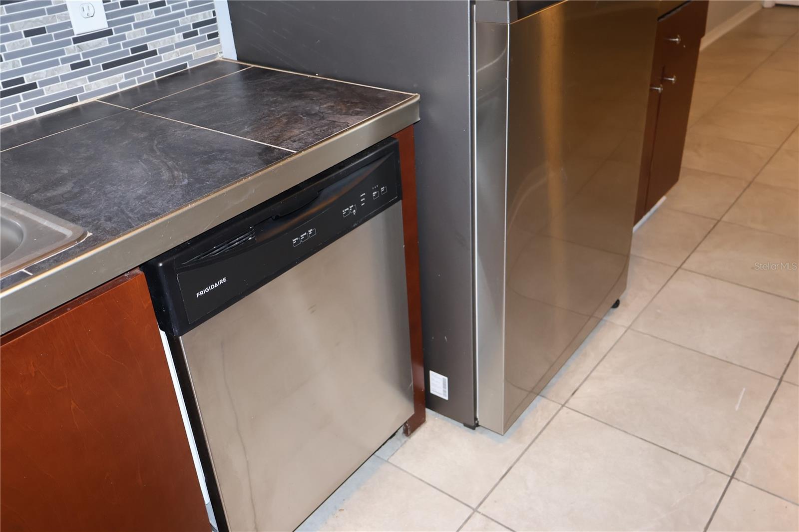 7609 ABBEY LN #B, TAMPA, FL, 33617