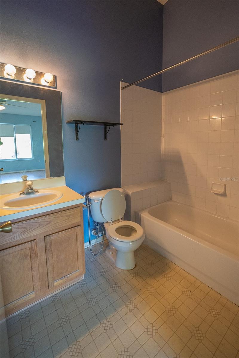 1250 REDONDO WAY, WESLEY CHAPEL, FL, 33543