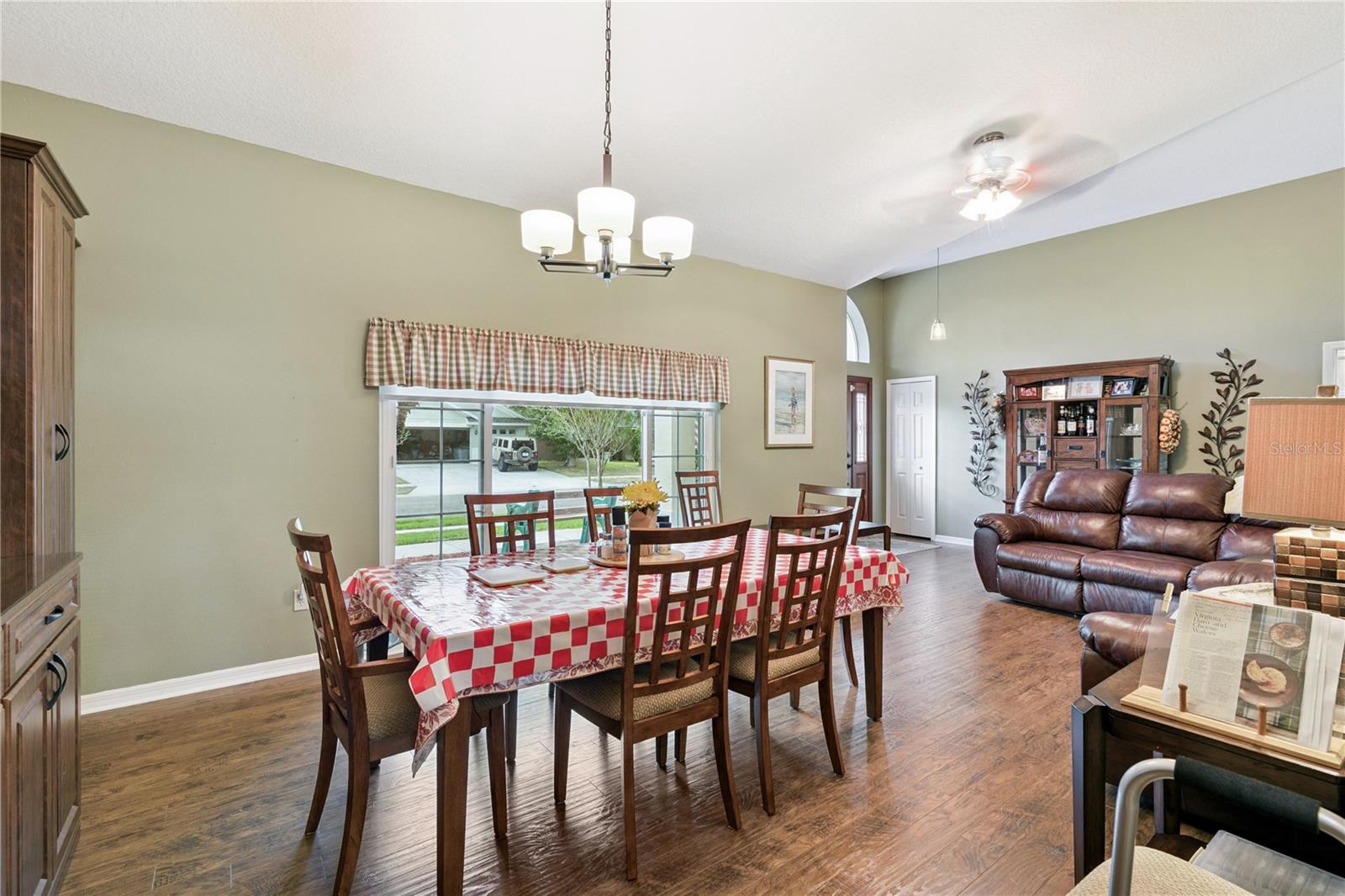 1674 CARILLON PARK DR, OVIEDO, FL, 32765