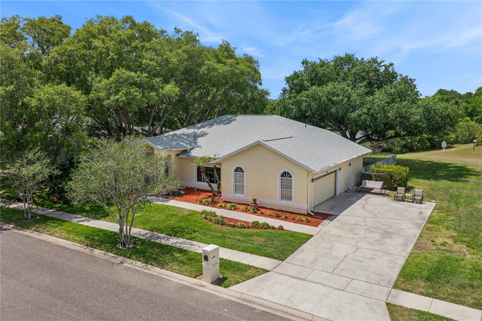 1674 CARILLON PARK DR, OVIEDO, FL, 32765