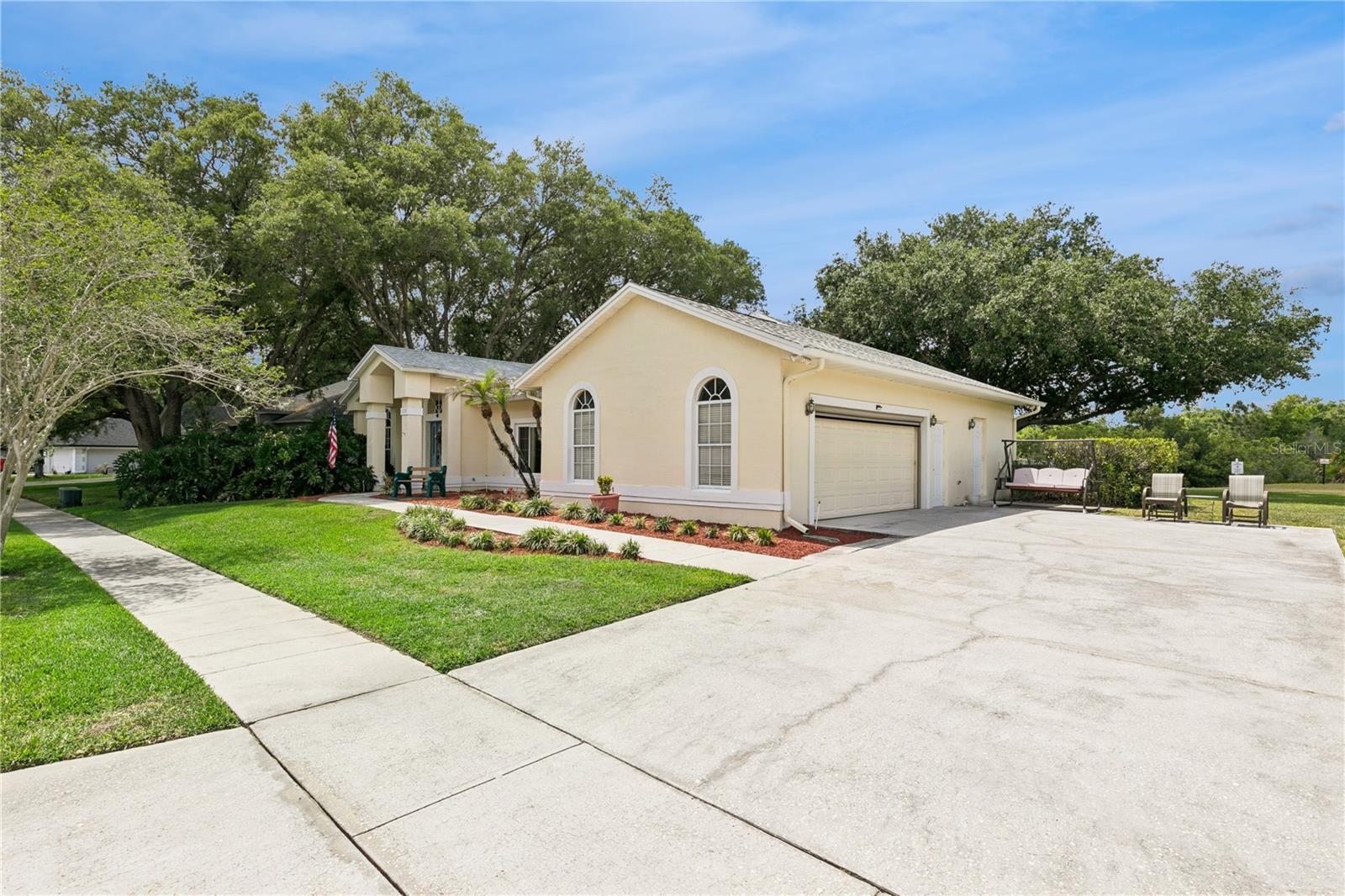 1674 CARILLON PARK DR, OVIEDO, FL, 32765