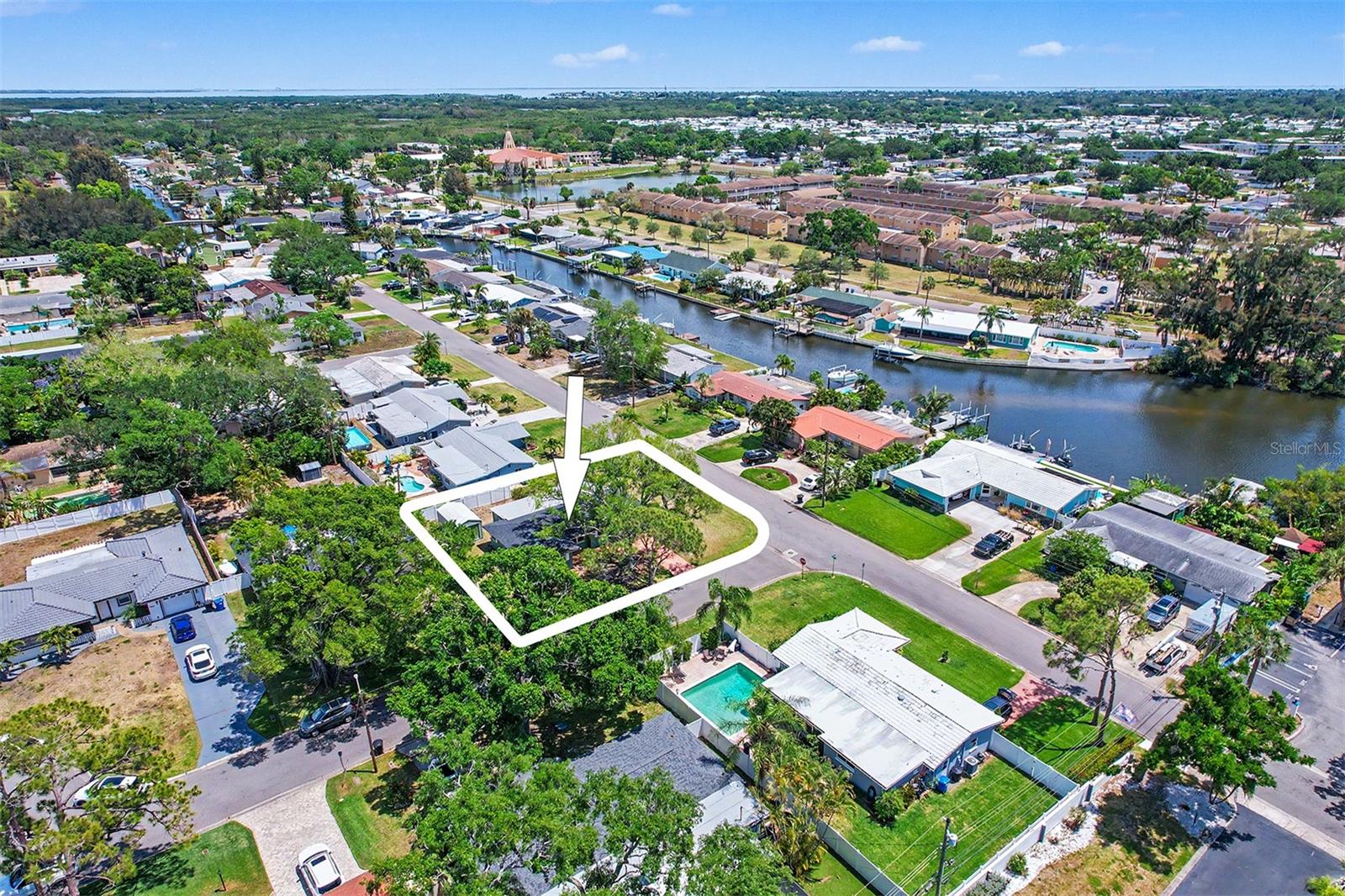 7901 3RD ST N, ST PETERSBURG, FL, 33702